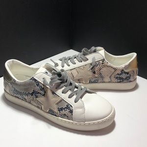 ⭐️⭐️⭐️Vintage Havana Betsy Sneakers